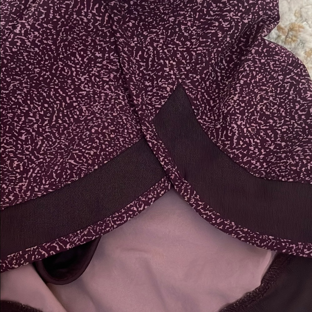 Athleta Mesh Racer Shorts - Picture 4 of 8